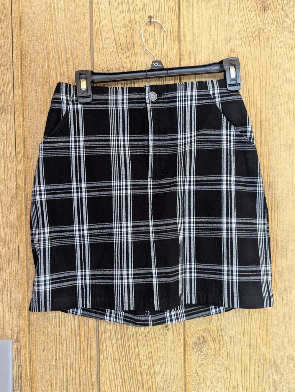 Hollister Skirt Mini Women's Small Black White Plaid Front Zip Ultra High Rise
